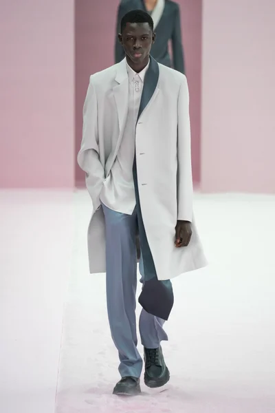 Look 47